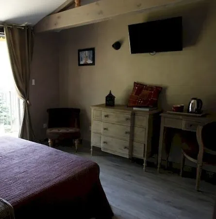 Pensión Bonheur & Boheme 4*